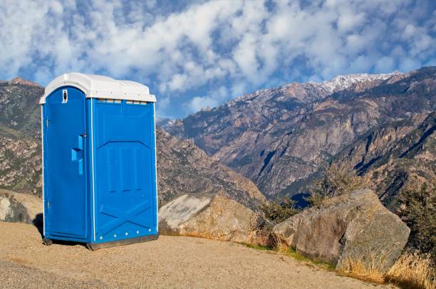 Best Porta potty delivery and setup  in Karnes City, TX